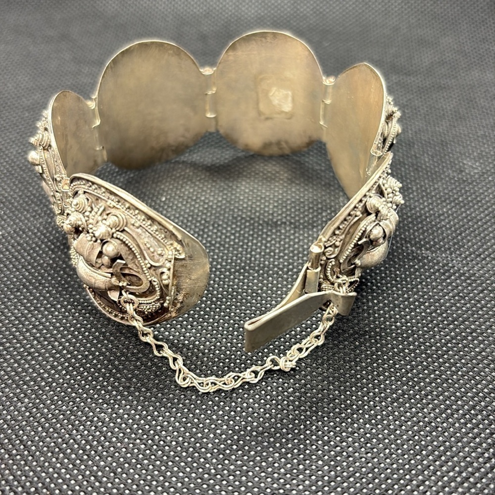 Vintage Tibetan Ritual Kalasha Bracelet with filigree all intact. Stamped .925 - Picture 3 of 7